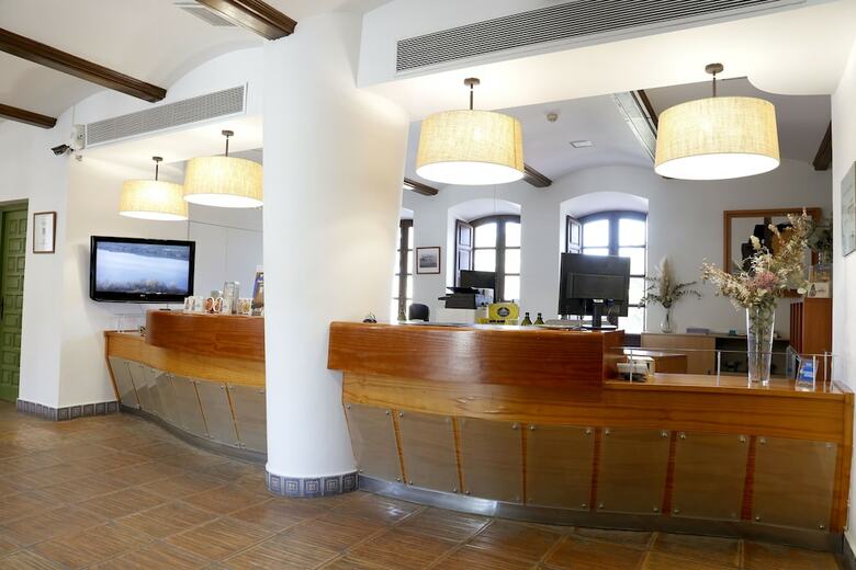 Hotel El Carmen (puente Genil)