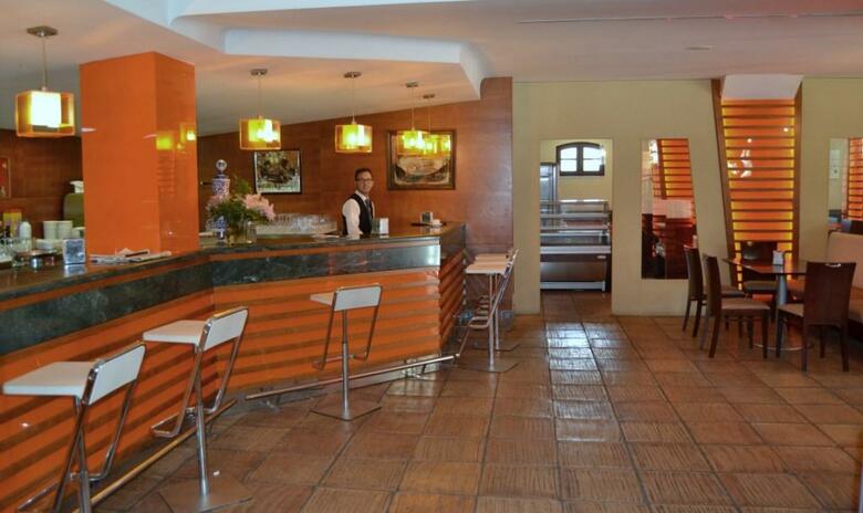 Hotel El Carmen (puente Genil)