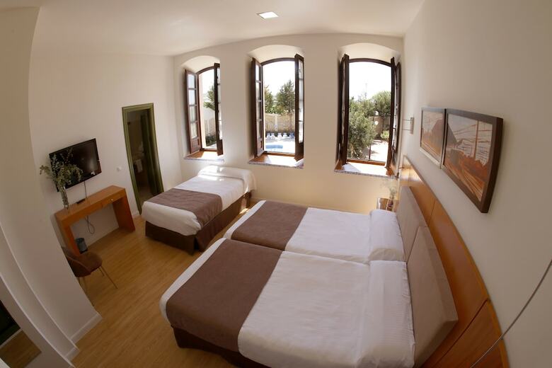 Hotel El Carmen (puente Genil)