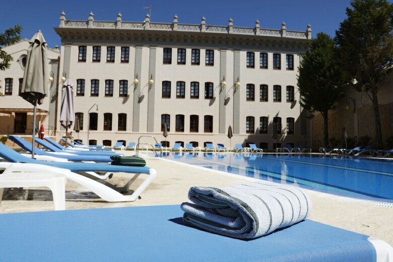 Hotel El Carmen (puente Genil)