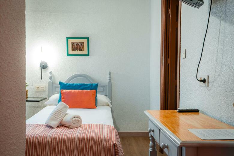 Hotel Hostal Veronica Centro