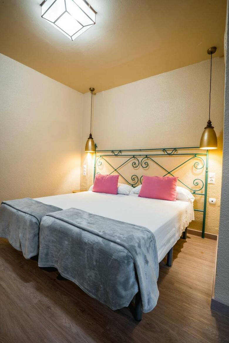 Hotel Hostal Veronica Centro