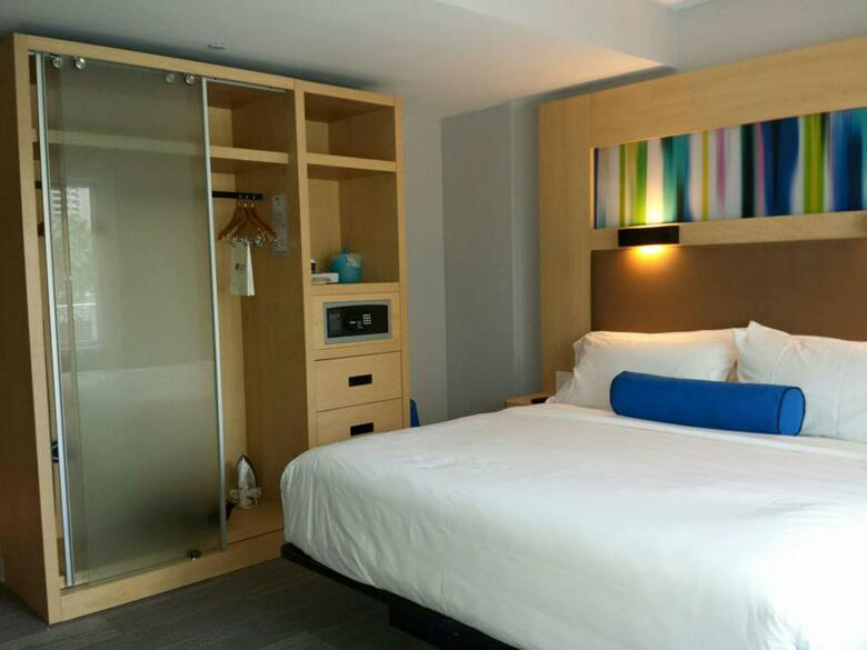 Hotel Aloft South Beach