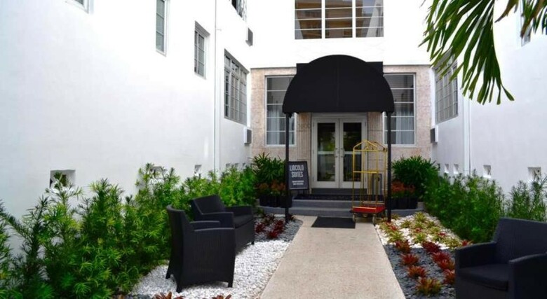 Hotel Lincoln Arms Suites
