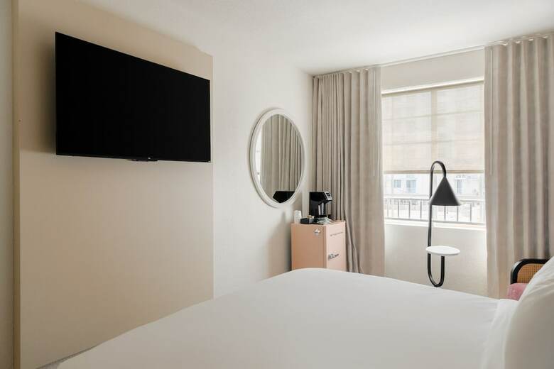 Hotel Found Miami Beach Powered By Sonder