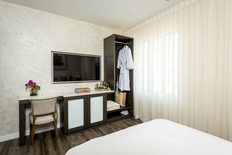 The Marlin Hotel