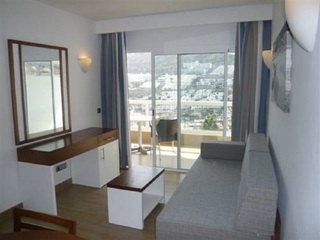 Apartamentos Altair