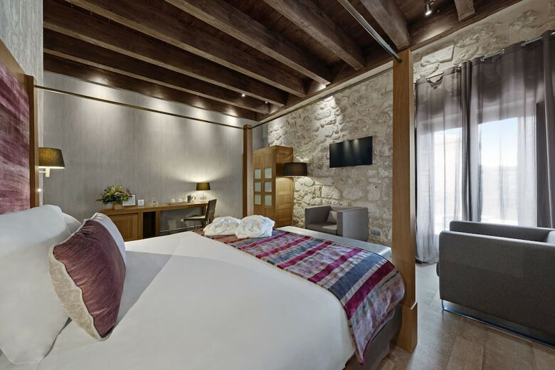 Hotel Castilla Termal Monasterio De Valbuena