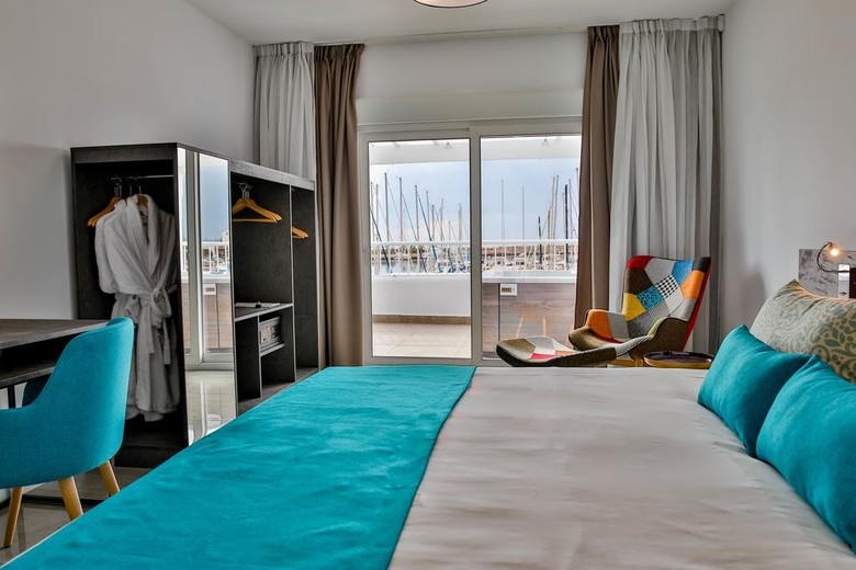 Moon Hotel & Spa