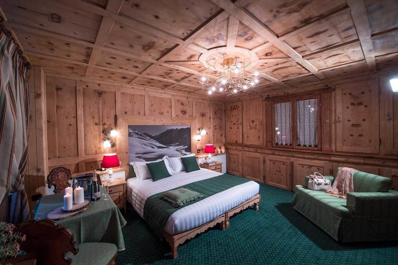 Hotel Alpina