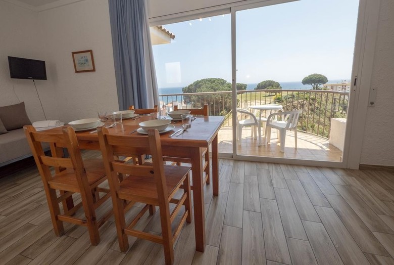Hotel Apartaments Ar Muntanya Mar
