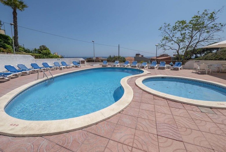 Hotel Apartaments Ar Muntanya Mar