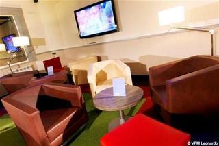 Hotel Kyriad Lyon Est - Bron Eurexpo Le Cottage