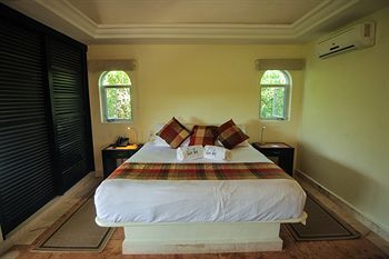 Blue Sky Hotel Boutique