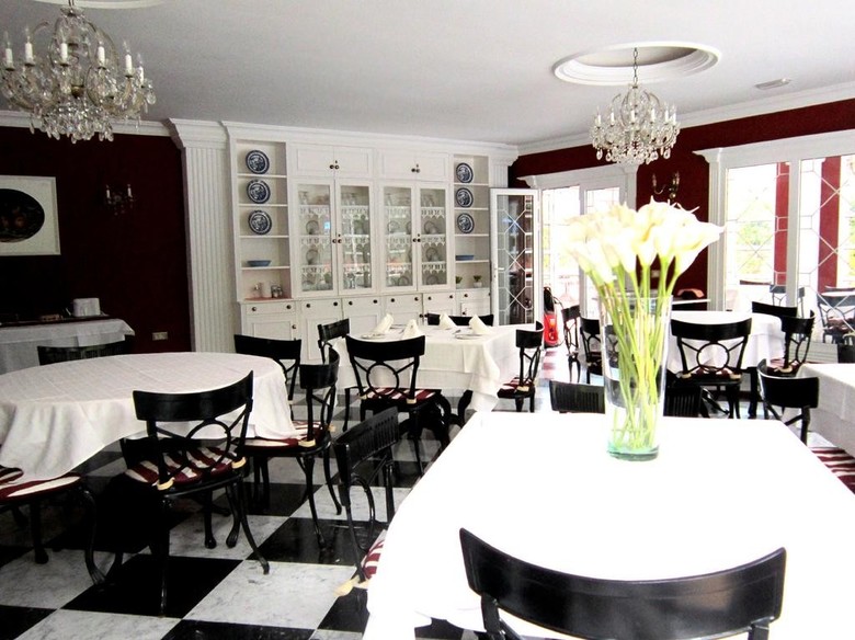 Hotel Don C�ndido