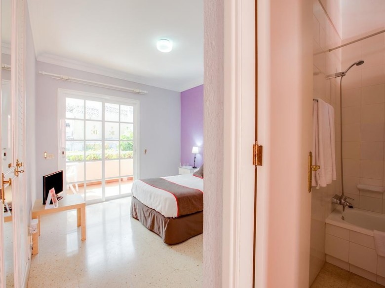 Hotel Don C�ndido