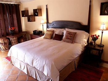 Antigua Capilla Bed And Breakfast