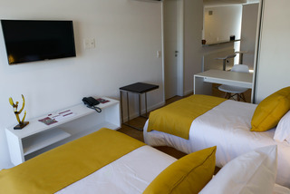 Hotel Merit Montevideo Apart & Suites