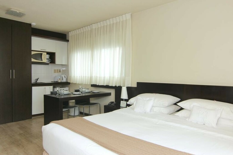 Hotel 27 Suites