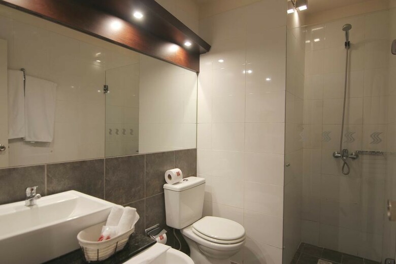 Hotel 27 Suites