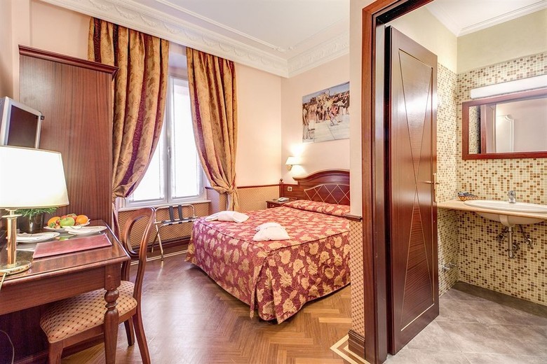Hotel Invictus
