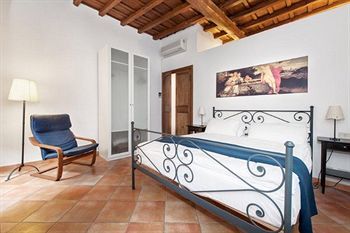 Bed & Breakfast Palazzo Olivia Rooms & Apartments
