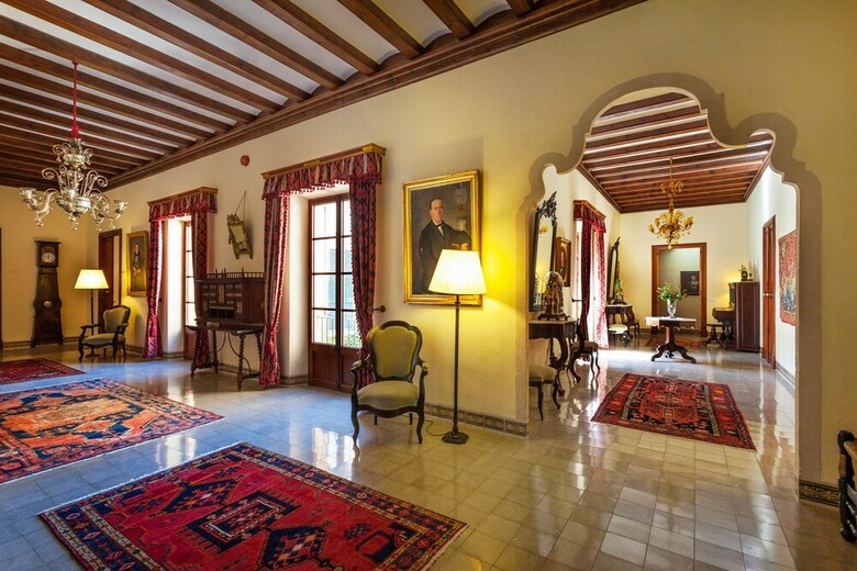 Hotel Llenaire