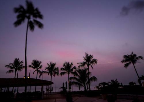Hotel Royal Glitter Bay Villas