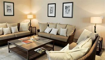 Hotel Waves Beach Resort & Spa