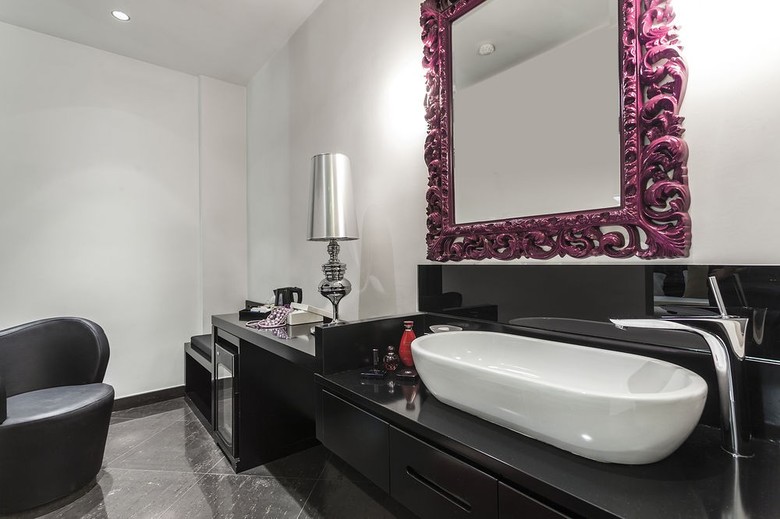 Jc Contemporary Hotel