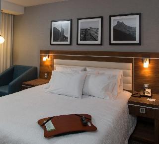 Hotel Hampton Inn By Hilton Hermosillo