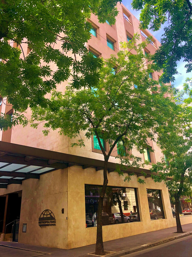 Hotel Metropolitano Supara