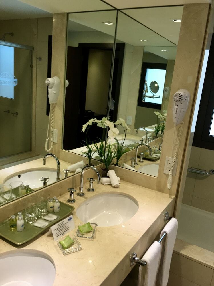 Hotel Metropolitano Supara