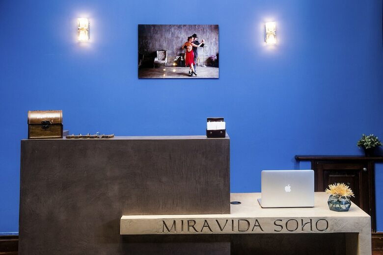 Miravida Soho Hotel & Wine Bar