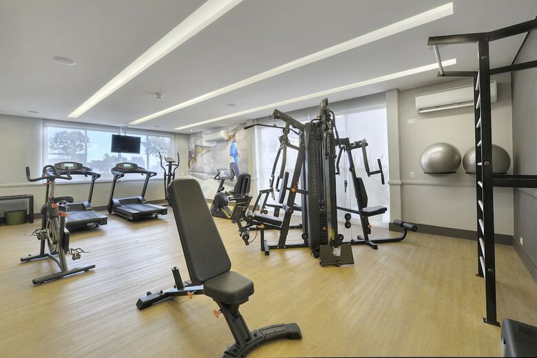 Hotel Deville Business Curitiba