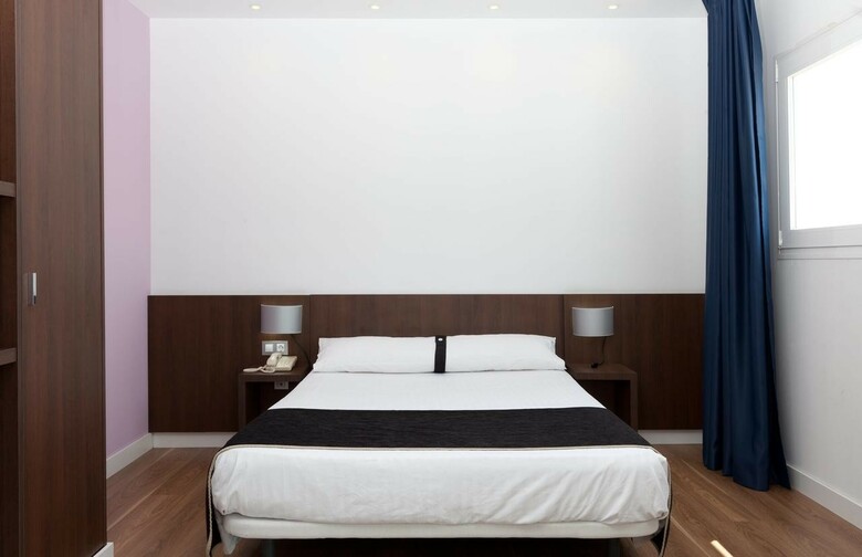 Hotel Olympia Universidades