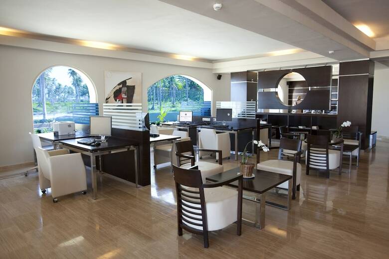 Hotel Majestic Elegance Punta Cana - Luxury All Inclusive