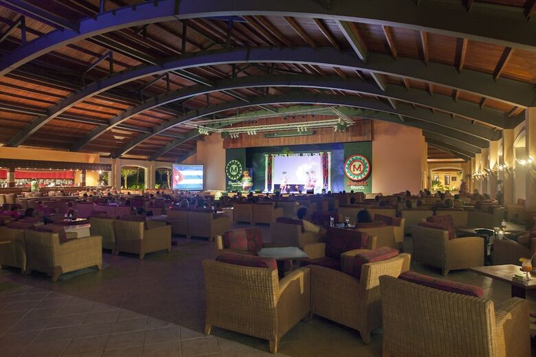 Hotel Majestic Elegance Punta Cana - Luxury All Inclusive