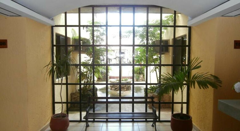 Hotel Hacienda
