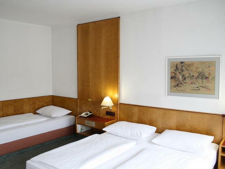 Hotel Ekazent Sch�nbrunn