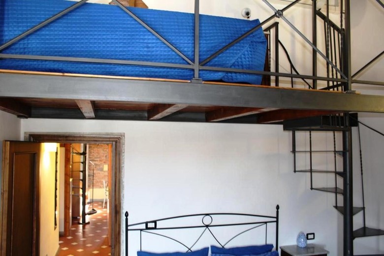 Max Apartments