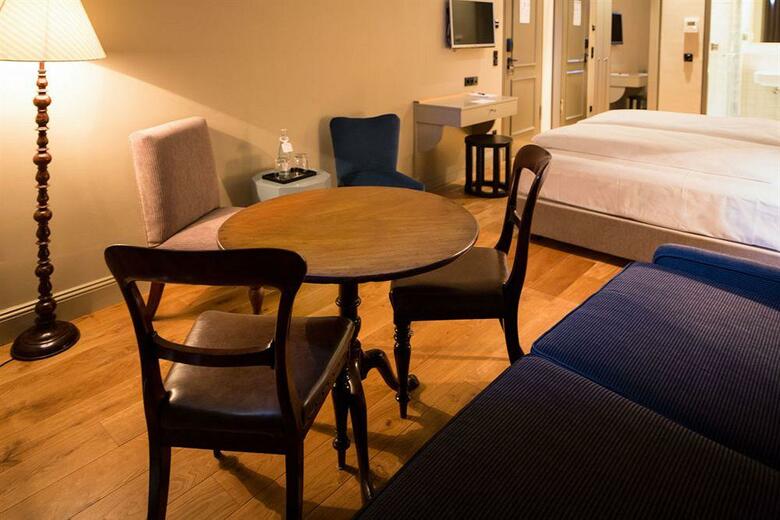 Monbijou Hotel