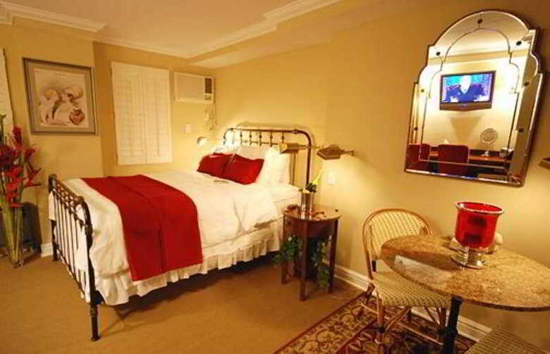 Life Hotel Nomad