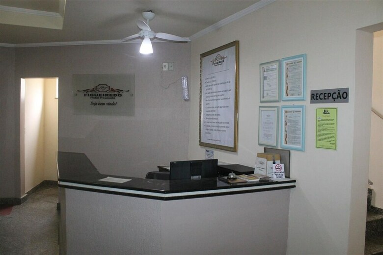 Hostal Hotel Pousada Figueiredo