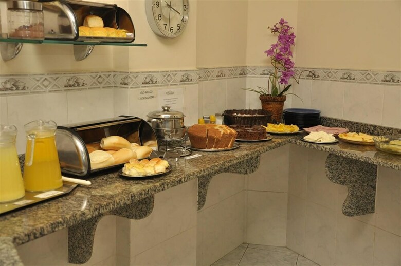Hostal Hotel Pousada Figueiredo
