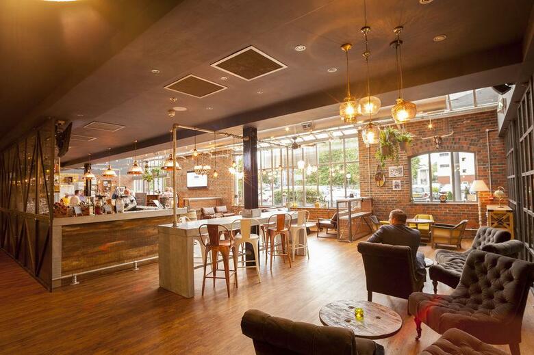 Hotel Novotel Cardiff Centre