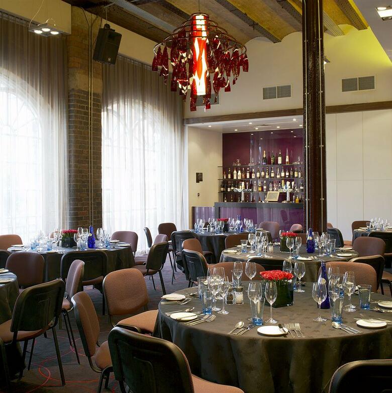 Hotel Novotel Cardiff Centre