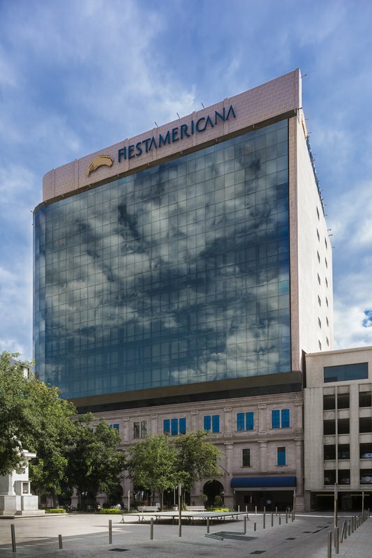 Hotel Krystal Monterrey