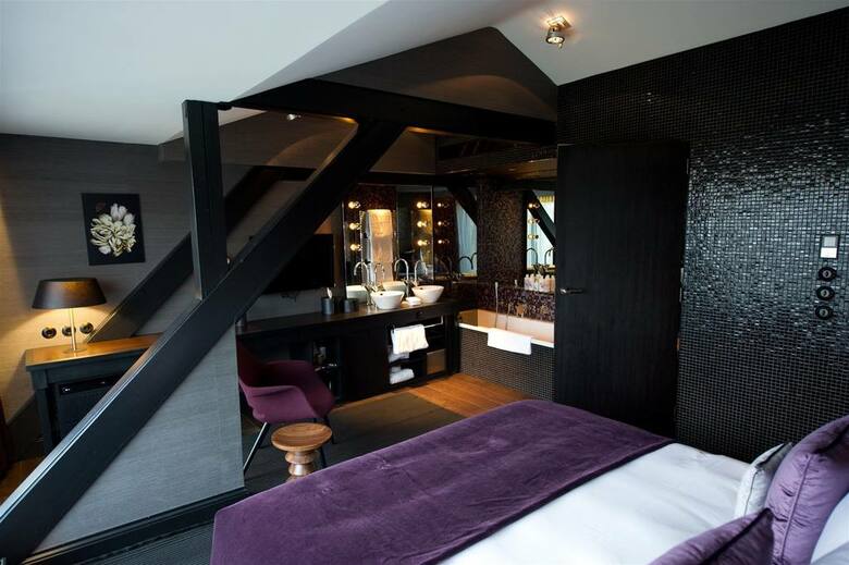 Hotel Canal House