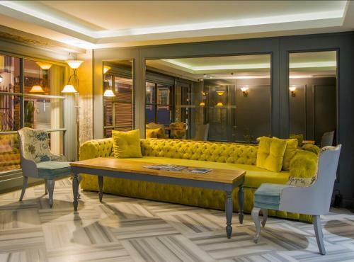 Hotel Aston Residence